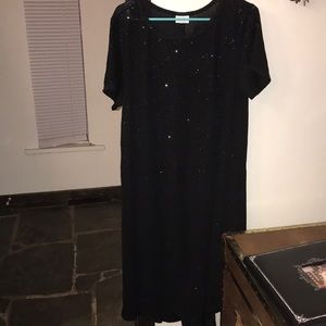 Elegant Carly lularoe